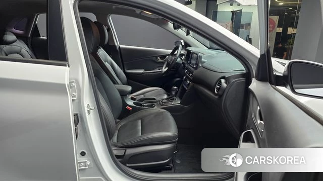 Hyundai Kona 2018 Белый из Кореи, фото 2