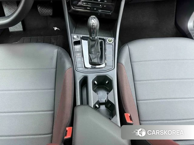 Volkswagen Bora 2021 Шампань из Китая, фото 2