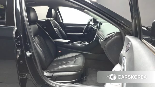 Hyundai Sonata (DN8) 2022 Черный из Кореи, фото 2