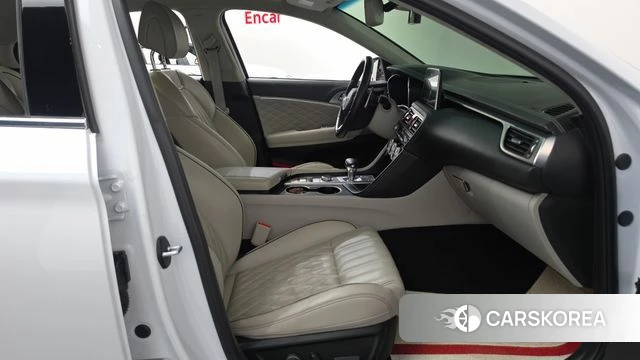 Genesis G70 2018 Белый из Кореи, фото 2