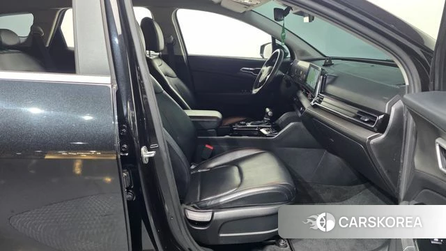 Kia Sportage 5th Generation 2022 Черный из Кореи, фото 2