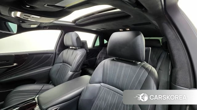 Lexus LS500h 5th generation 2018 Черный из Кореи, фото 2