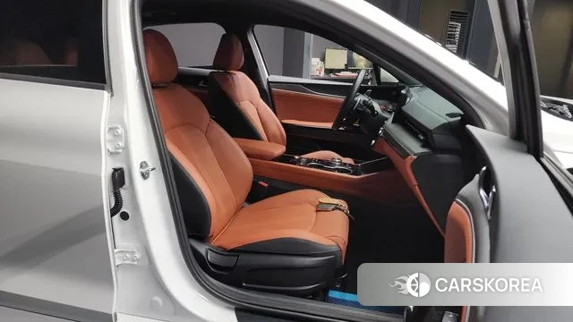Kia The New K5 3rd generation 2024 Белый из Кореи, фото 2