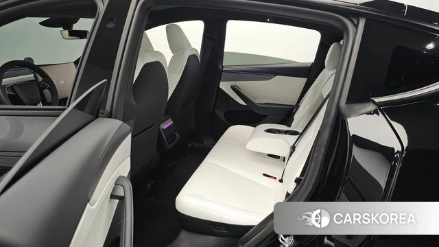 Tesla Model Y 2026 Черный из Кореи, фото 2