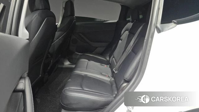 Tesla Model Y 2021 Белый из Кореи, фото 2