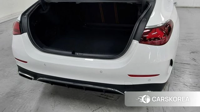 Mercedes-Benz E-Class W214 2026 Белый из Кореи, фото 2