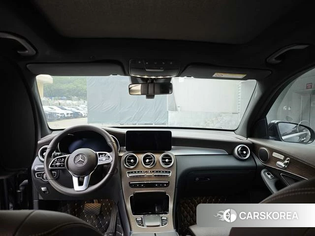 Mercedes-Benz GLC 2023 Черный из Китая, фото 2