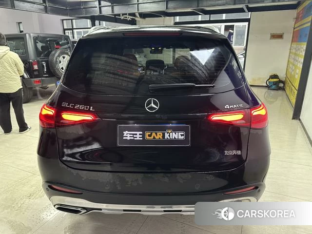 Mercedes-Benz GLC 2024 Черный из Китая, фото 2