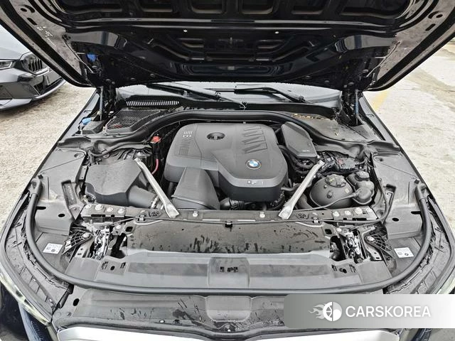 BMW 5 series 2025 Черный из Китая, фото 2