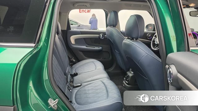 Mini Cooper S Countryman 2023 Зеленый из Кореи, фото 2