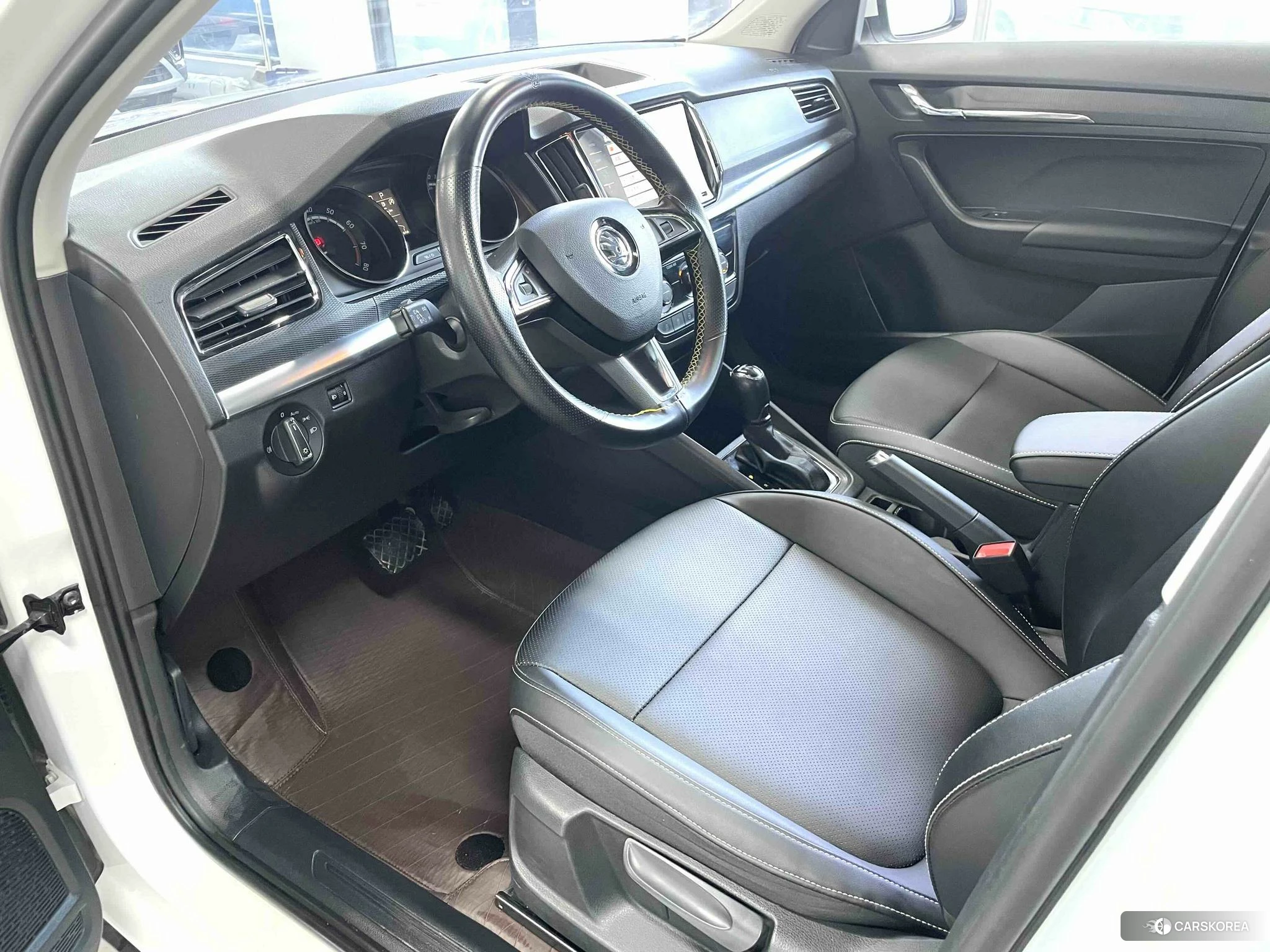 Skoda Kamiq 2021 Белый из Китая, фото 2