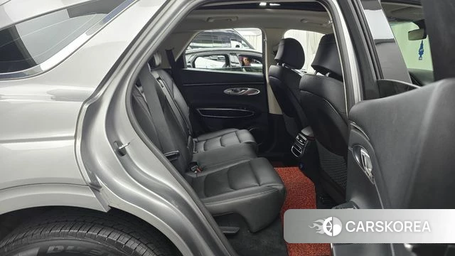 Genesis GV70 2021 Серебряный из Кореи, фото 2