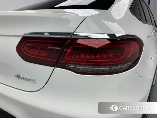 Mercedes-Benz GLC 2022 Белый из Китая, фото 2