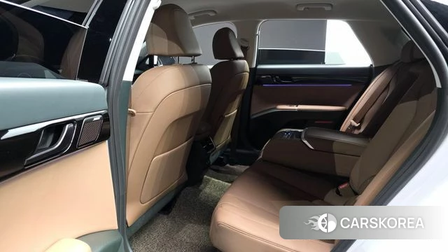 Hyundai Grandeur Hybrid (GN7) 2026 Белый из Кореи, фото 2