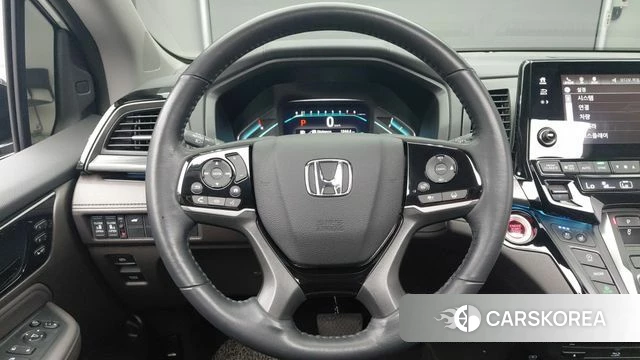 Honda Odyssey 2022 Белый из Кореи, фото 2