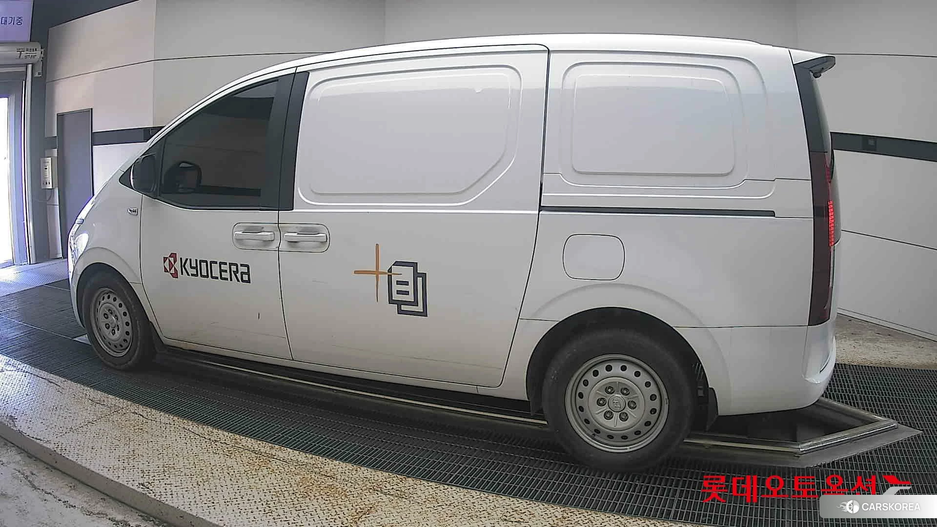 Hyundai Staria id 4990036 из Кореи 2