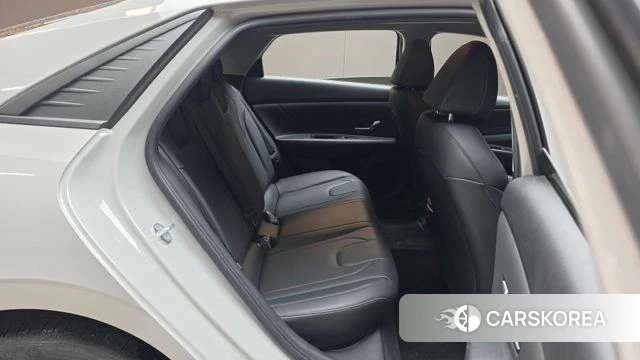 Hyundai Avante (CN7) 2020 Серебристо-серый из Кореи, фото 2