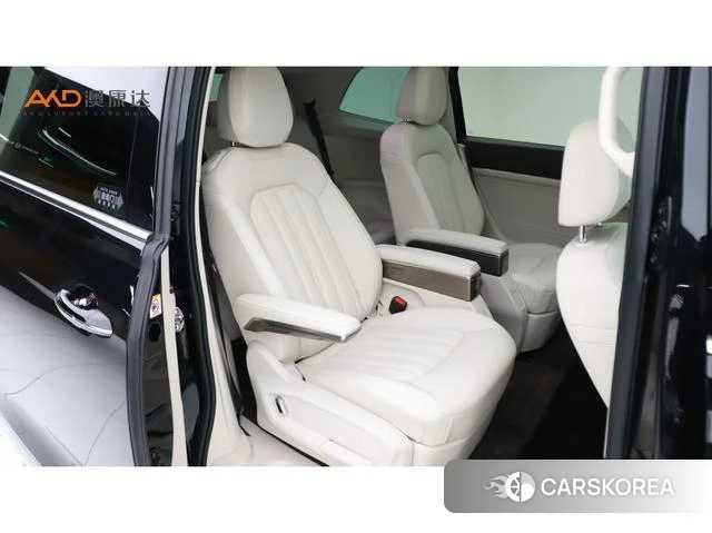Volkswagen Viloran 2025 Черный из Китая, фото 2