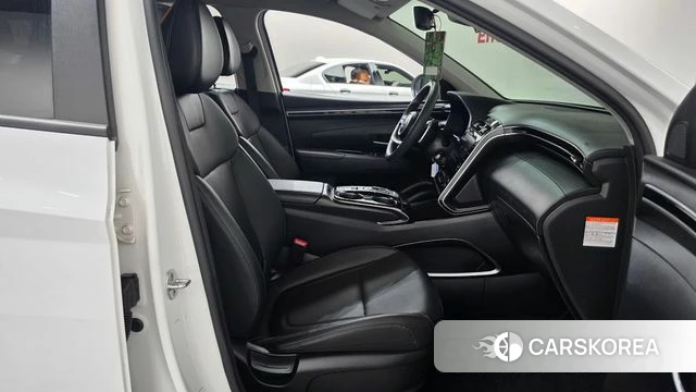 Hyundai Tucson Hybrid (NX4) 2021 Белый из Кореи, фото 2