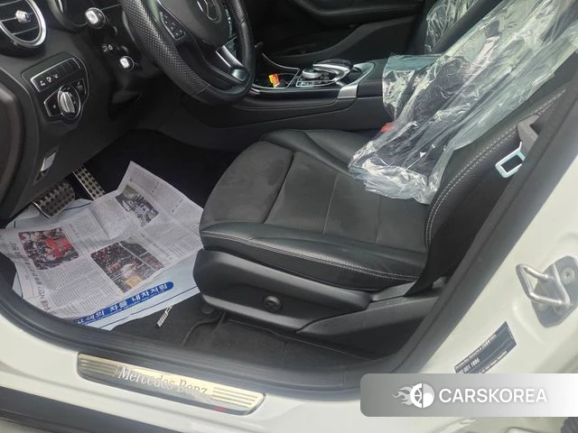 Mercedes-Benz GLC-Class X253 2019 Белый из Кореи, фото 2