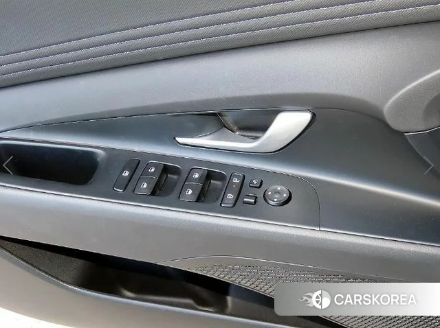 Hyundai The New Avante (CN7) 2023 Белый из Кореи, фото 2