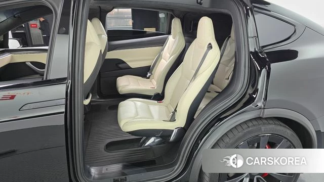 Tesla Model X 2023 Черный из Кореи, фото 2