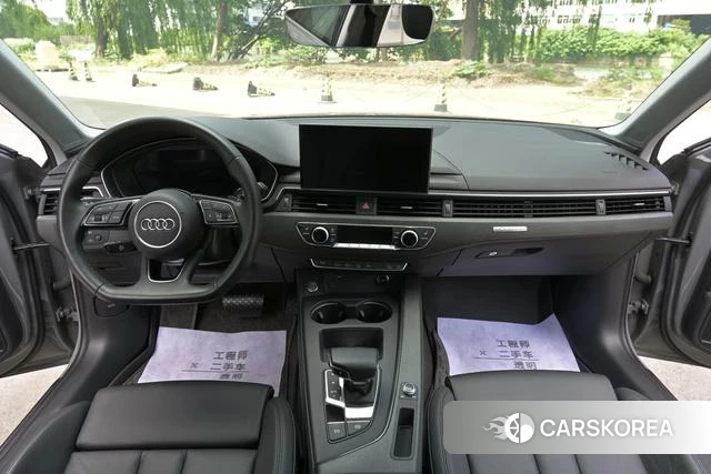 Audi A4L 2021 Темно-серый из Китая, фото 2