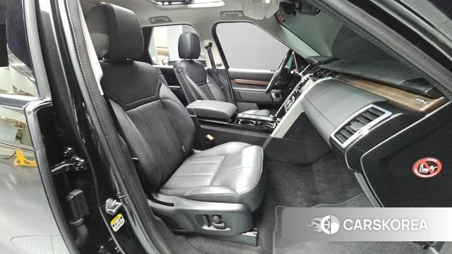 Land Rover Discovery 5 2019 Черный из Кореи, фото 2