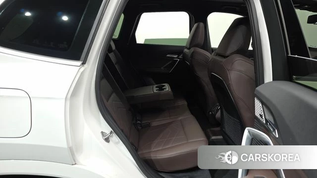 BMW X1 (U11) 2024 Белый из Кореи, фото 2