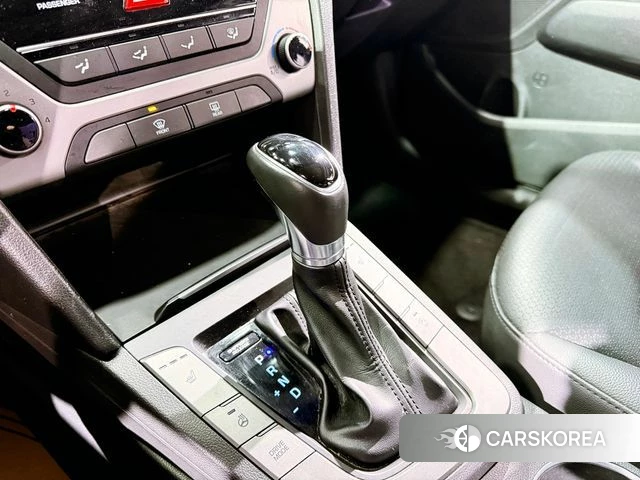 Hyundai Avante AD 2018 Серый из Кореи, фото 2