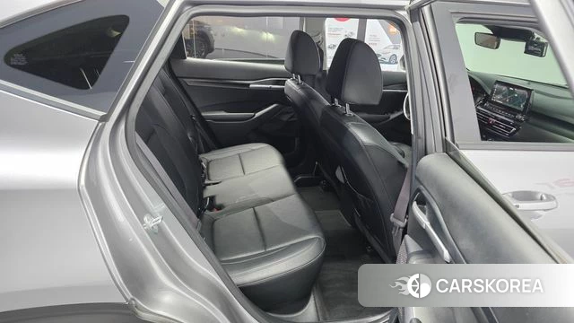 Kia Seltos 2022 Серый из Кореи, фото 2