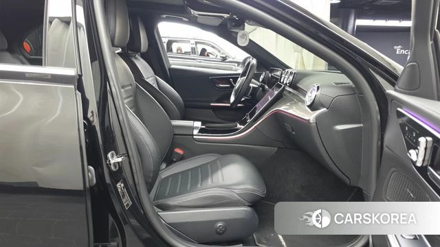 Mercedes-Benz C-Class W206 2025 Черный из Кореи, фото 2