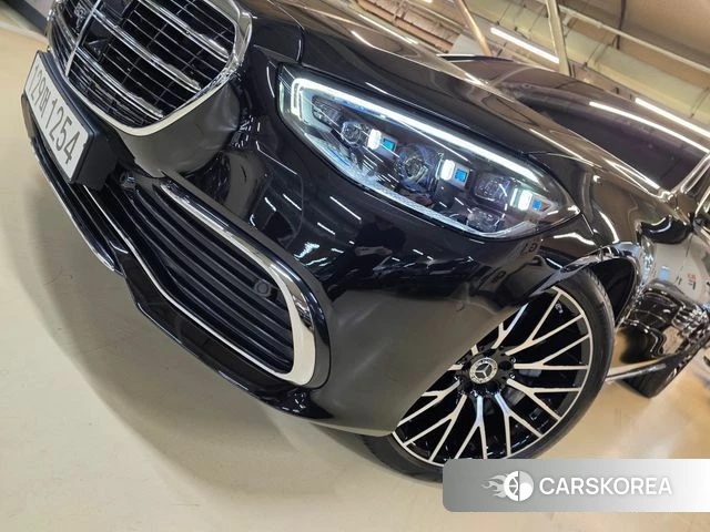 Mercedes-Benz S-Class W223 2026 Черный из Кореи, фото 2