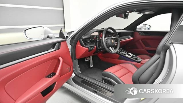 Porsche 911(992) 2025 Серебряный из Кореи, фото 2