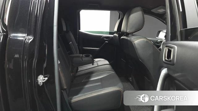 Ford Ranger 3rd Generation 2022 Черный из Кореи, фото 2
