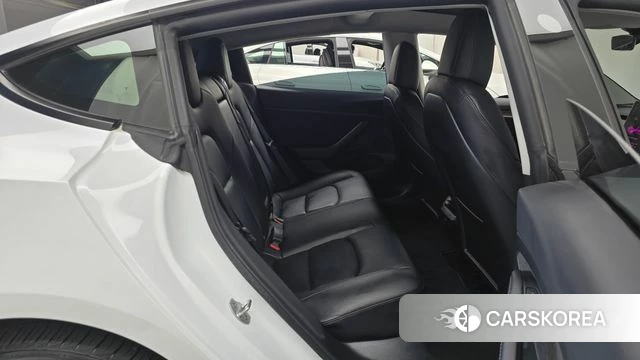 Tesla Model 3 2022 Белый из Кореи, фото 2