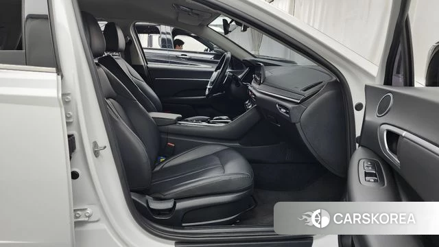 Hyundai Sonata (DN8) 2022 Белый из Кореи, фото 2