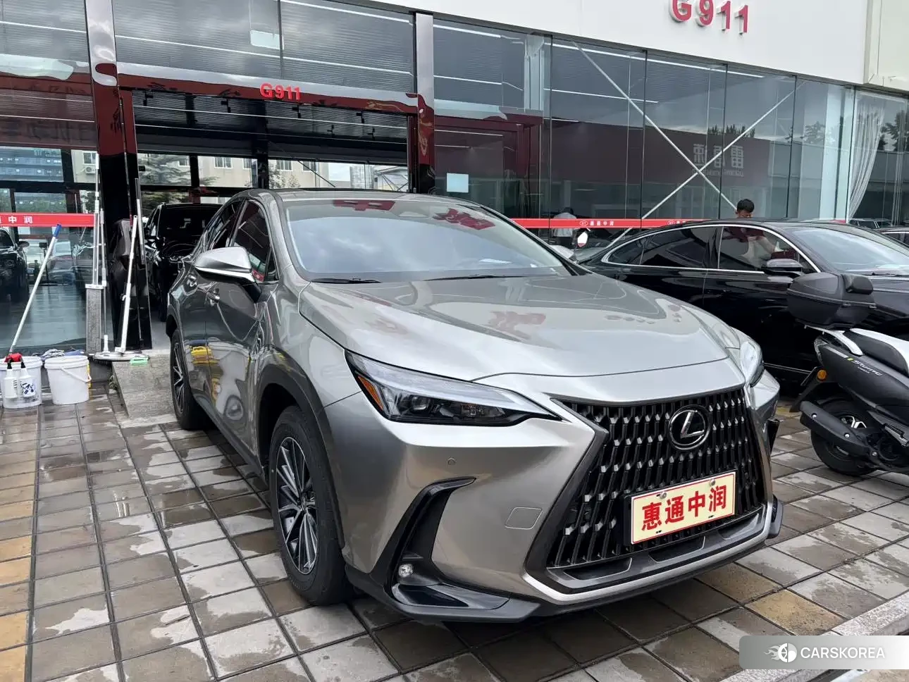 Lexus NX 2024 Silver/gray из Китая, фото 2