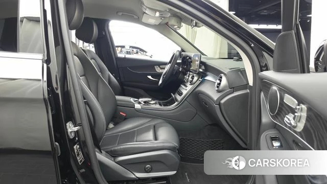 Mercedes-Benz GLC-Class X253 2019 Черный из Кореи, фото 2