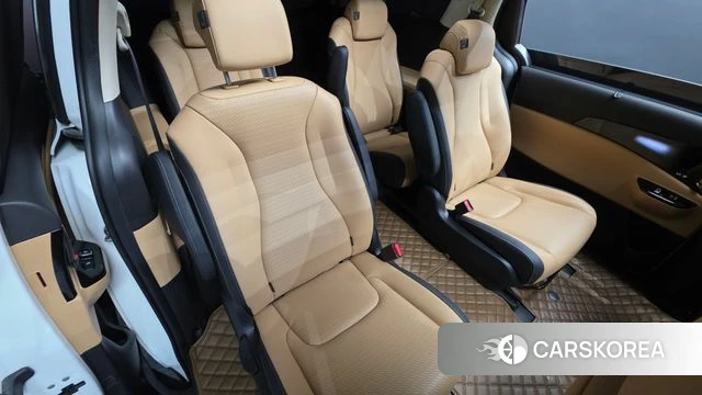Kia Carnival 4th generation 2023 Белый из Кореи, фото 2