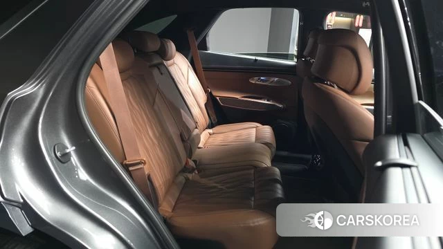 Genesis GV70 2022 Серый из Кореи, фото 2