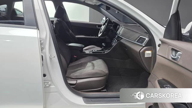 Kia The New K5 Hybrid 2nd generation 2019 Белый из Кореи, фото 2
