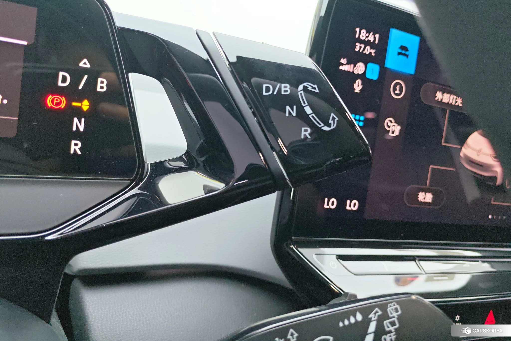 Volkswagen ID.3 2024 Белый из Китая, фото 2