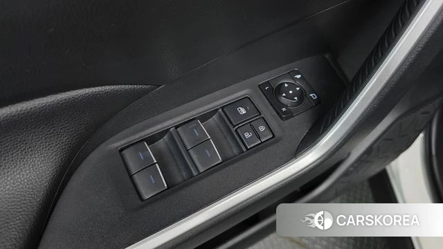 Toyota RAV4 5th Generation 2022 Белый из Кореи, фото 2