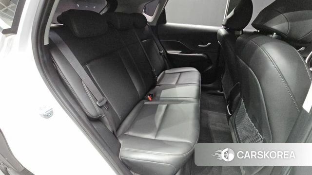 Hyundai Kona (SX2) 2023 Белый из Кореи, фото 2