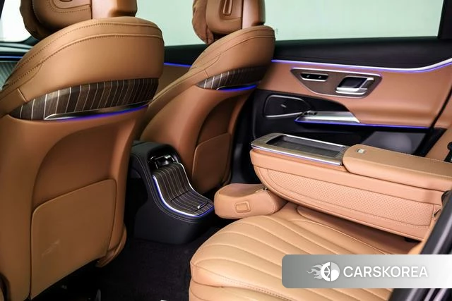 Mercedes-Benz E-Class 2025 Черный из Китая, фото 2