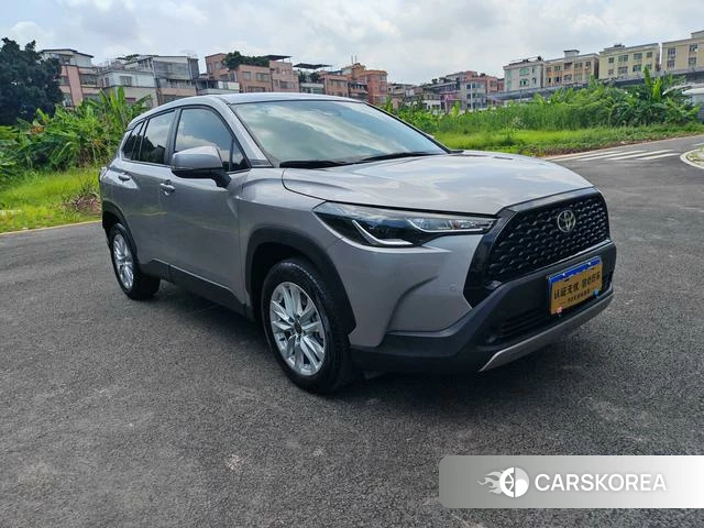 Toyota Corolla 2024 Серебристо-серый из Китая, фото 2