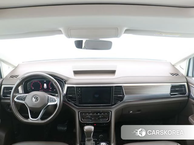 Volkswagen Viloran 2021 Белый из Китая, фото 2