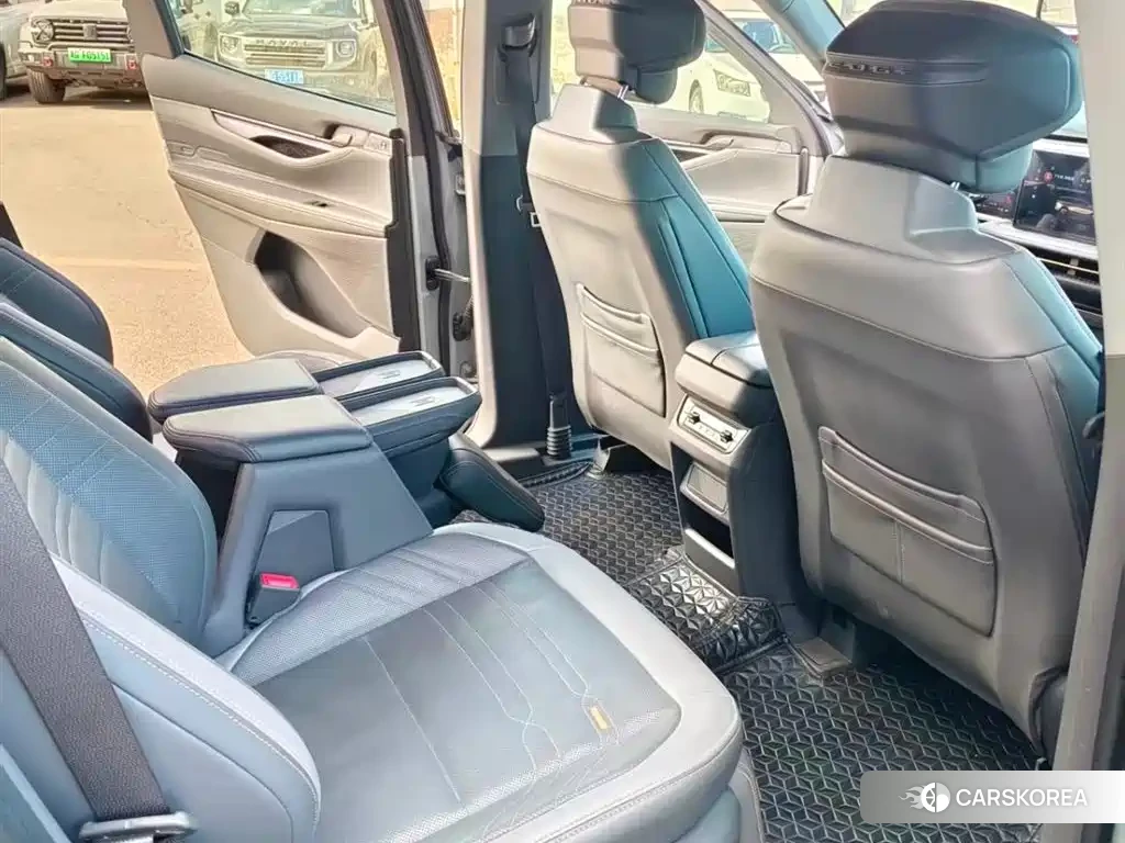 Ford Edge 2023 Silver/gray из Китая, фото 2