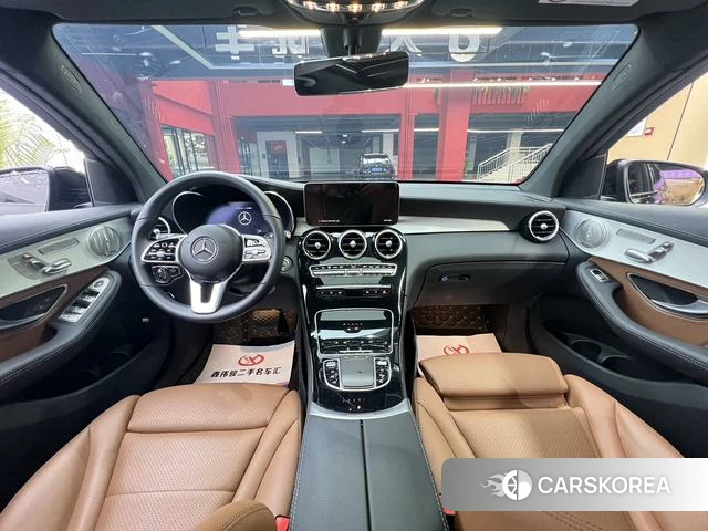 Mercedes-Benz GLC 2023 Черный из Китая, фото 2